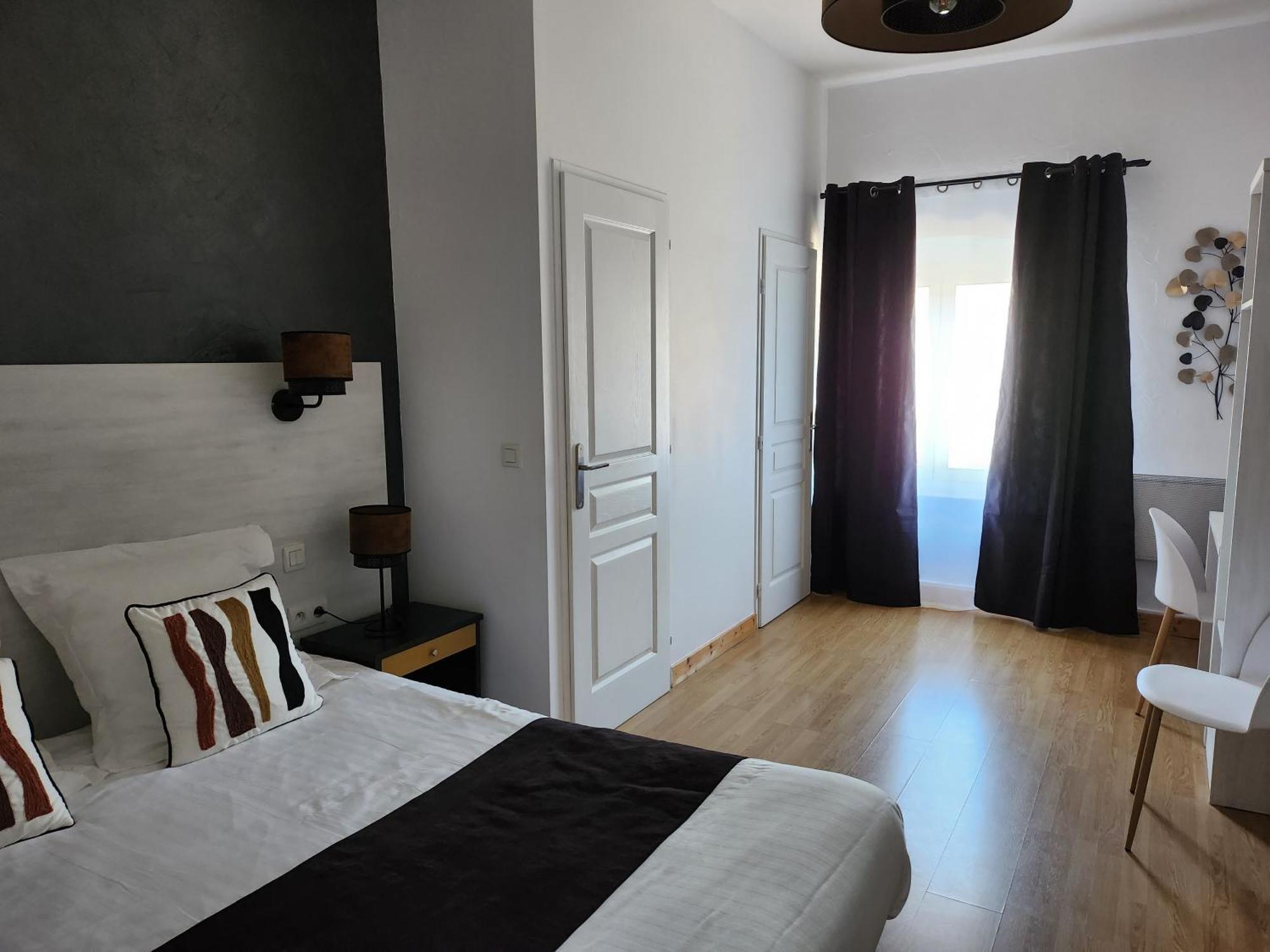 Hotel Des Negociants ลามาสต์ ภายนอก รูปภาพ